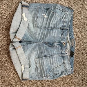 Torrid Mid Rise Shorts